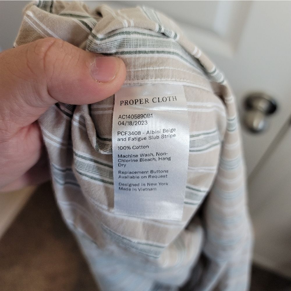 PROPER CLOTH !00% Cotton Button Down - Picture 11 of 11